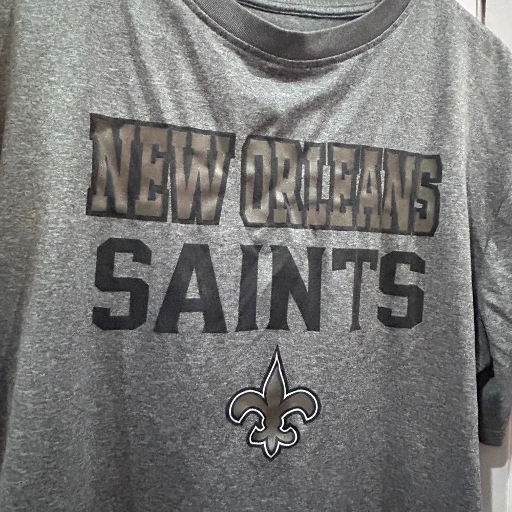 New Orleans Saints T Shirt Gray‎ NFL Football Fan Apparel Men Size Large